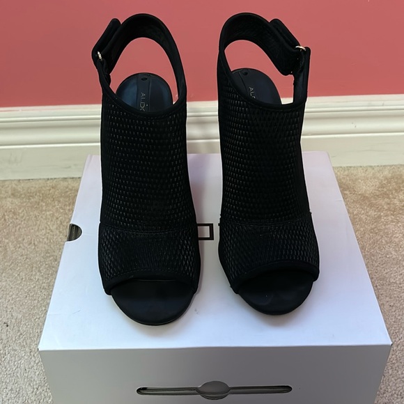 Black Aldo Sandal - Picture 1 of 4